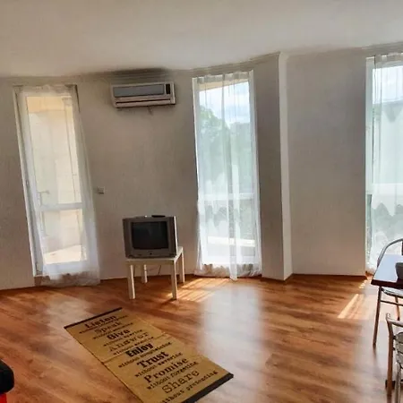 Aparthotel Sapphire 2*