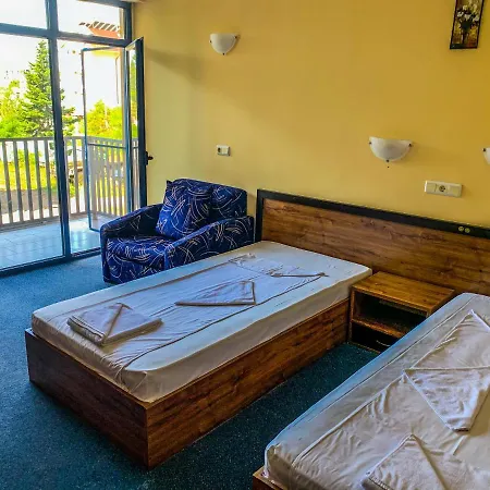 Aparthotel Sapphire 2*