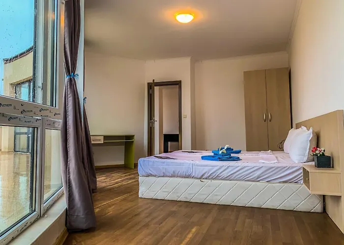 Aparthotel Sapphire 2*